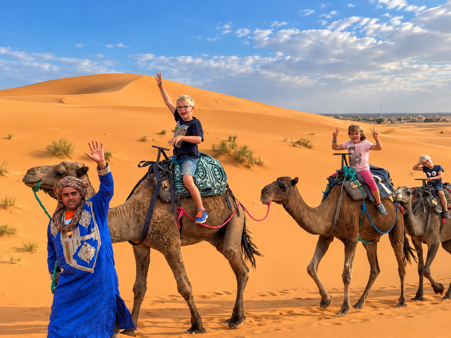 Circuit 3 Jours : Marrakech à Fès via le Désert de Merzouga (Option Bivouac de Luxe)